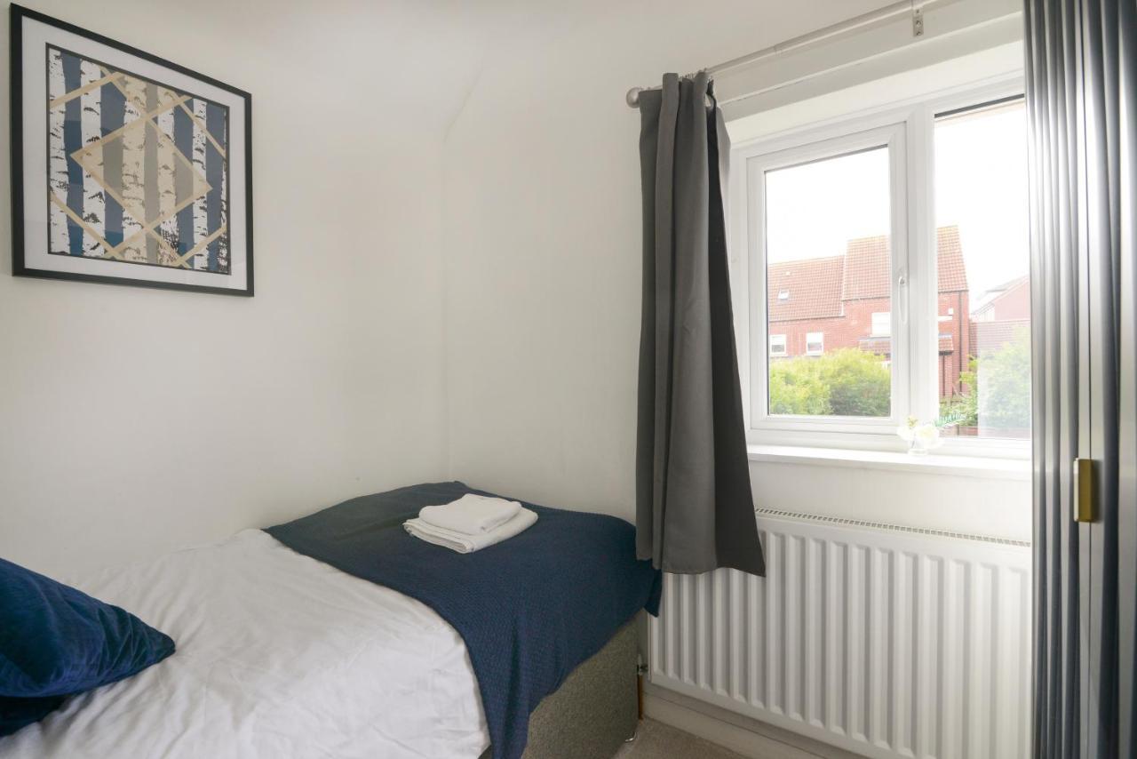 Alderton House - Spacious 3 Bed With Parking نوتينغهام المظهر الخارجي الصورة
